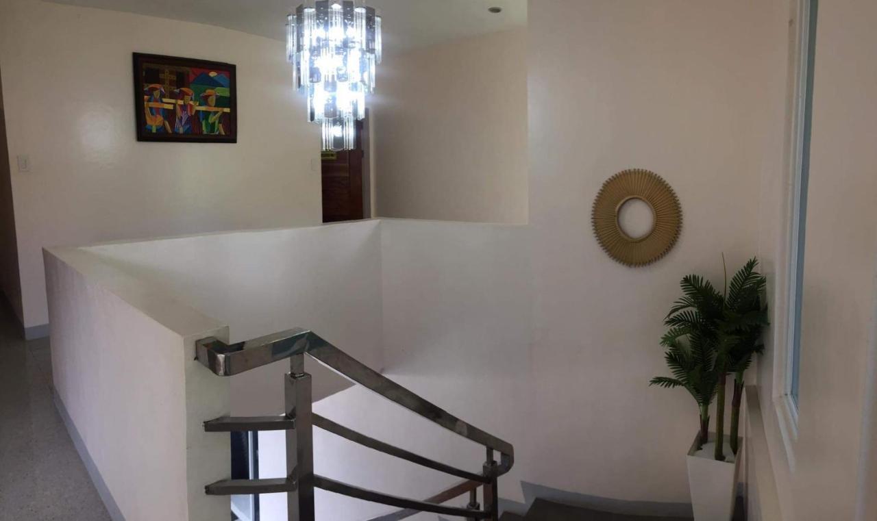Elnora Delmar Travellers Inn Siquijor Extérieur photo