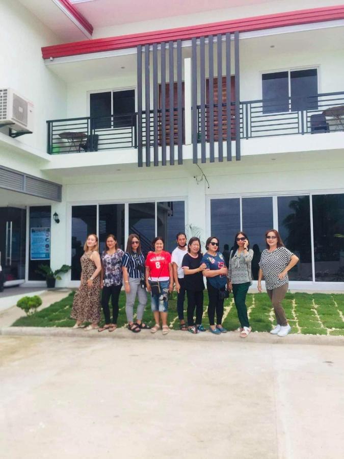 Elnora Delmar Travellers Inn Siquijor Extérieur photo